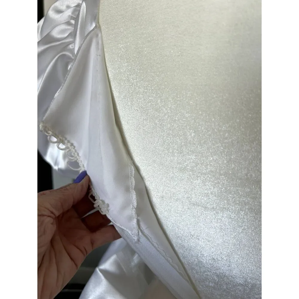 VINTAGE WEDDING DRESS Preference Satin Beaded Puff-Sleeves Bustle-bow Train Sz 1